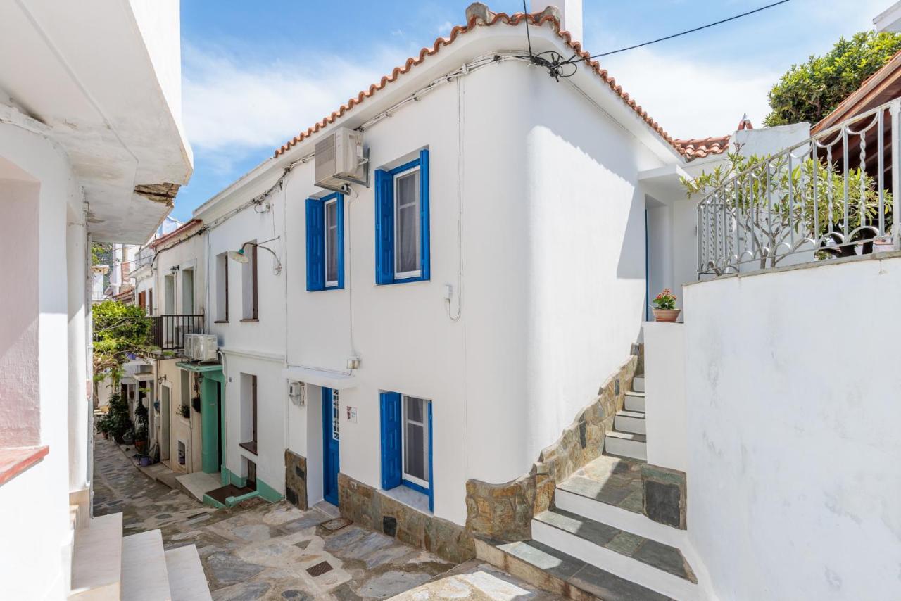 Chiarina'S Spiti Villa Skopelos Town Exterior photo