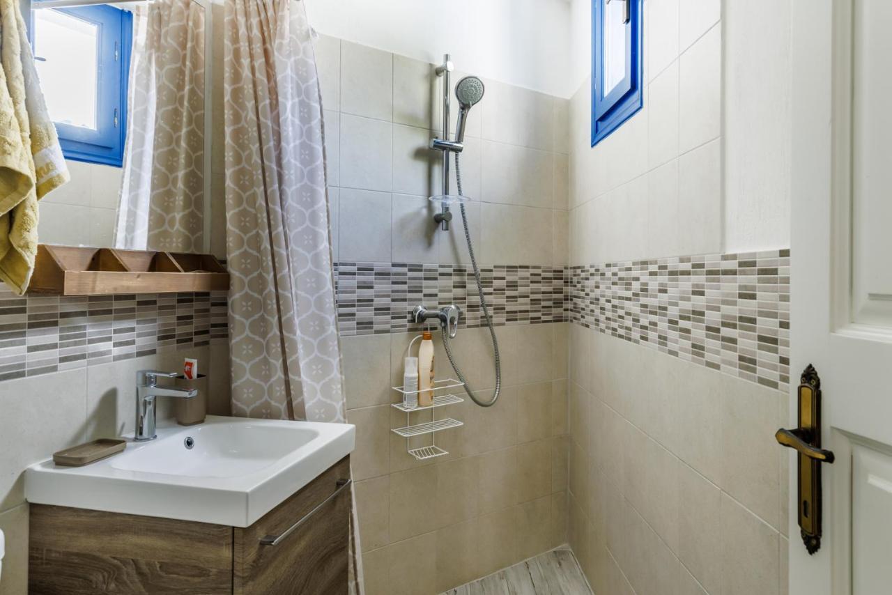 Chiarina'S Spiti Villa Skopelos Town Exterior photo